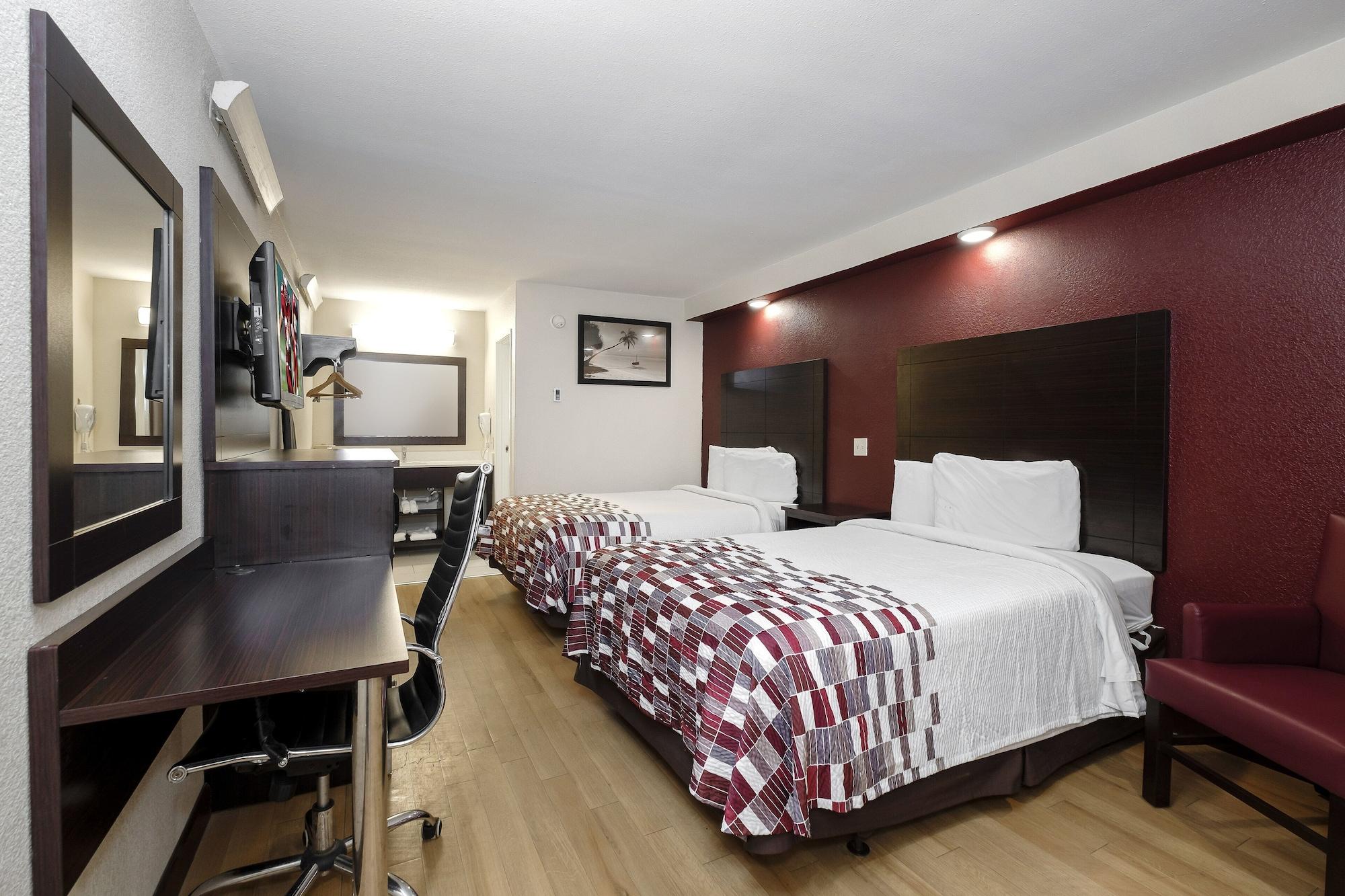 Red Roof Inn Tallahassee - University Bagian luar foto