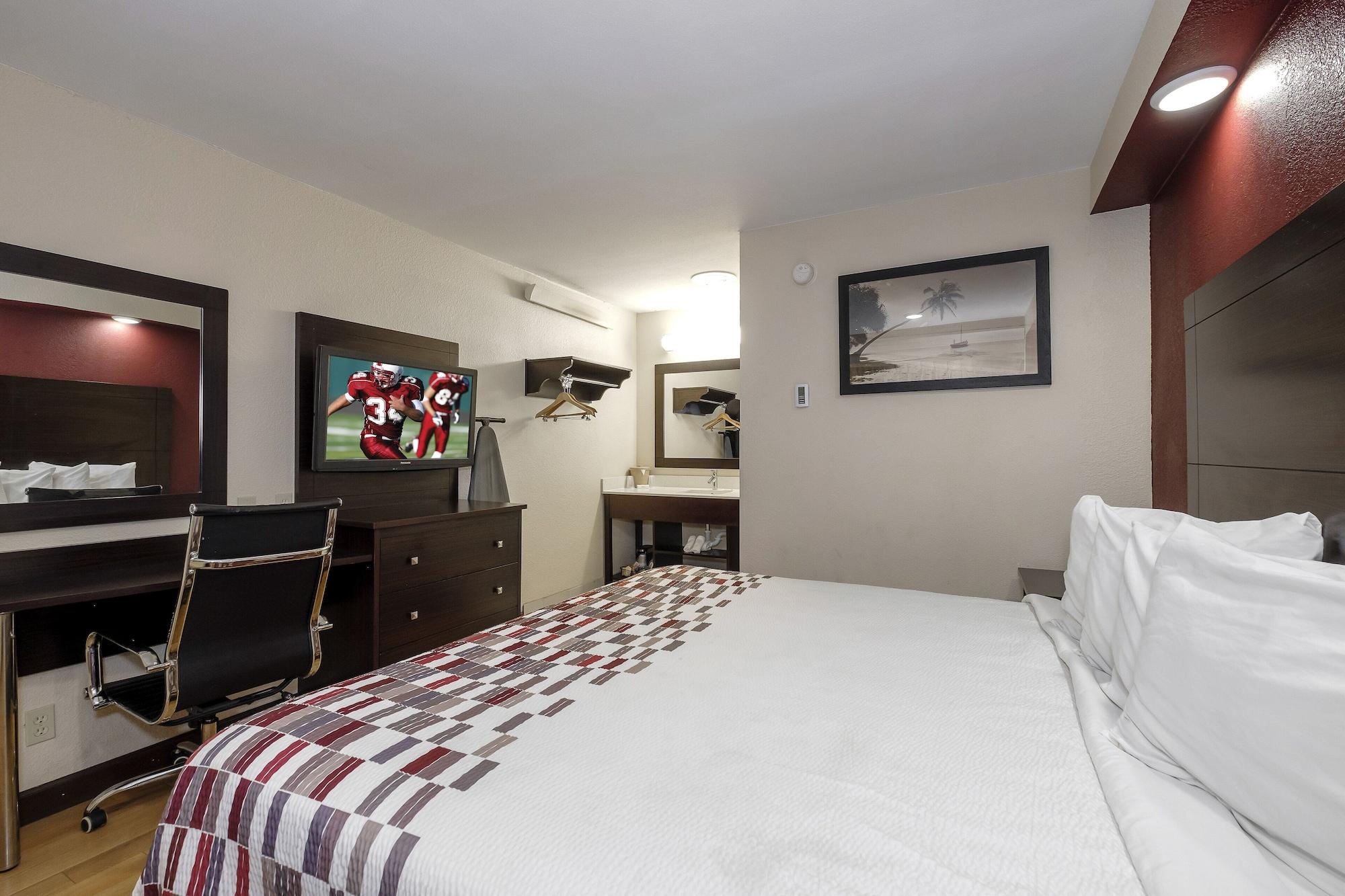 Red Roof Inn Tallahassee - University Bagian luar foto