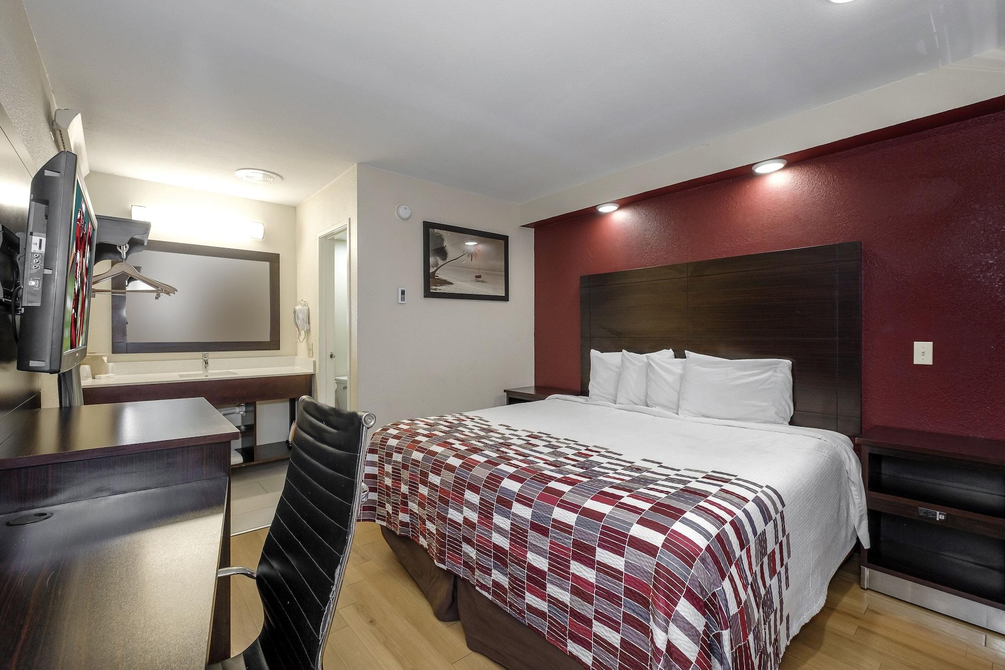 Red Roof Inn Tallahassee - University Bagian luar foto